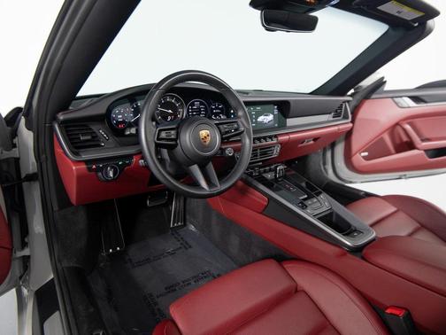 2022 Porsche 911 Targa 4S
