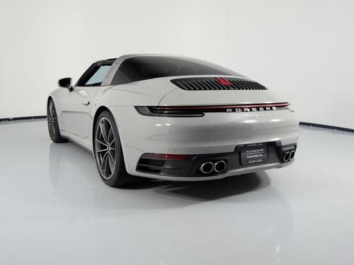 2022 Porsche 911 Targa 4S