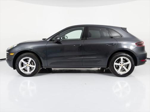 2018 Porsche Macan Base