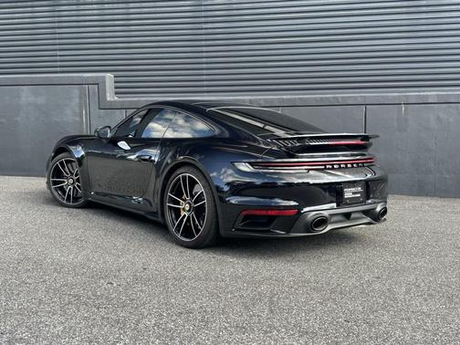 2022 Porsche 911 Turbo S