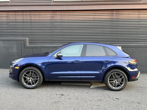 2024 Porsche Macan T