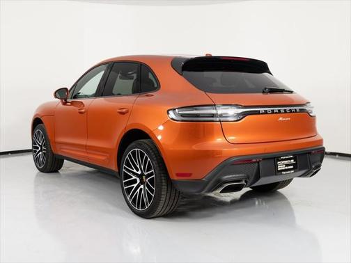 2024 Porsche Macan Base