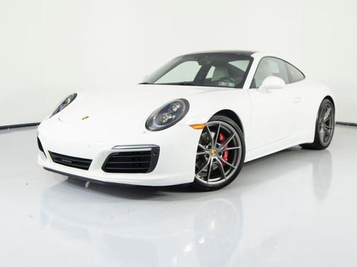 2017 Porsche 911 Carrera 4S