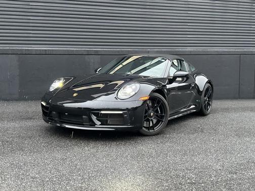 2022 Porsche 911 Targa 4 GTS