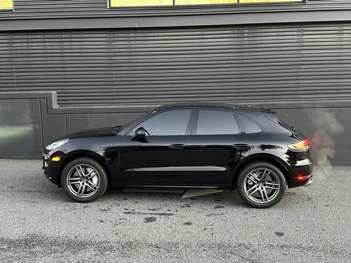 2021 Porsche Macan Turbo