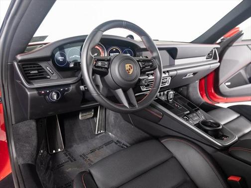 2022 Porsche 911 Carrera 4S