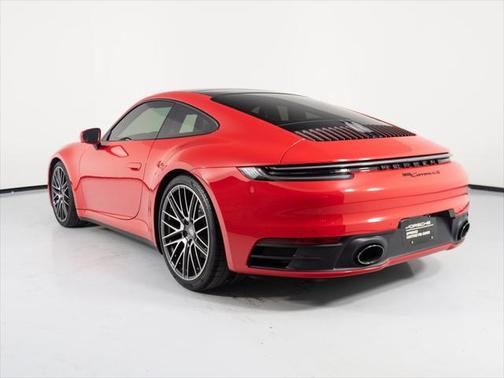 2022 Porsche 911 Carrera 4S