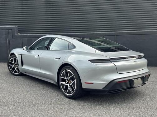 2025 Porsche Taycan