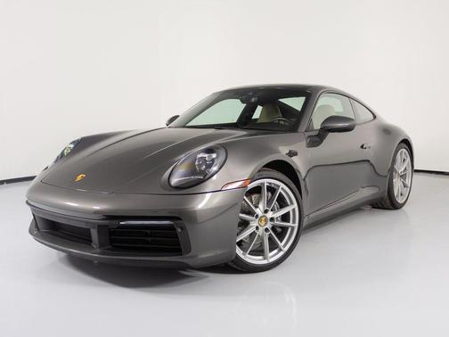 2022 Porsche 911 Carrera