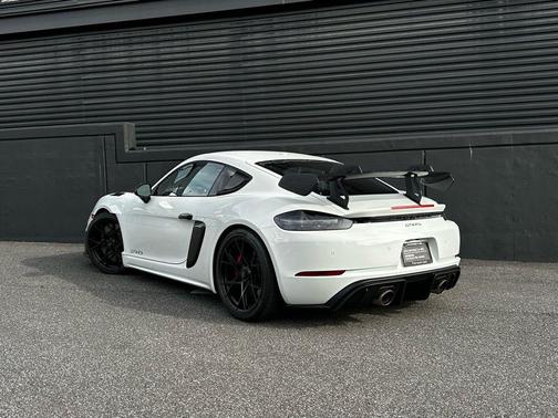 2023 Porsche 718 Cayman GT4 RS