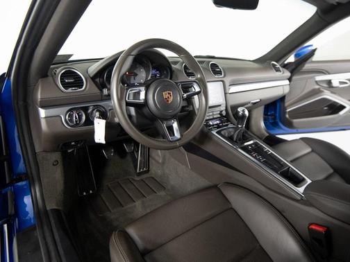 2017 Porsche 718 Cayman S