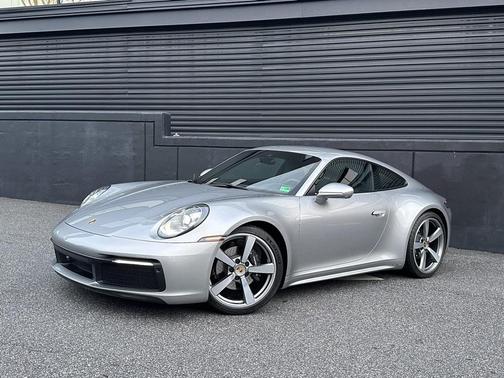 2024 Porsche 911 Carrera