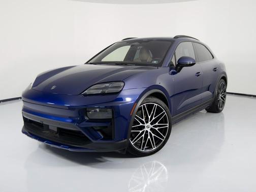 2024 Porsche Macan Turbo