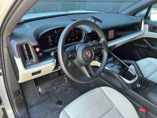 Chalk 2026 Porsche Cayenne Cayenne E-Hybrid