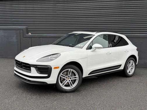 2025 Porsche Macan 