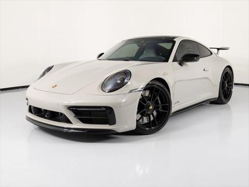 2023 Porsche 911 Carrera GTS