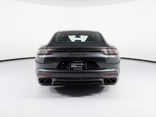 2020 Porsche Panamera GTS