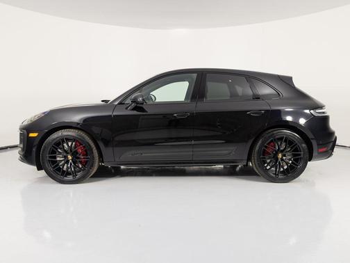 2025 Porsche Macan GTS