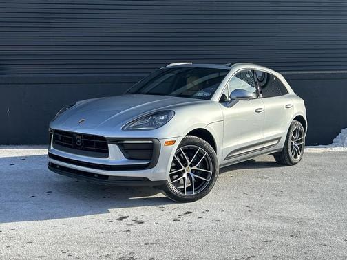 2025 Porsche Macan 