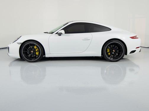 2017 Porsche 911 Carrera