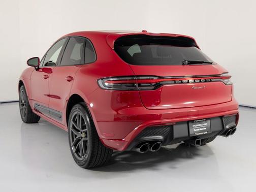 2025 Porsche Macan T