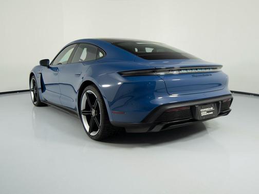 2021 Porsche Taycan Turbo S