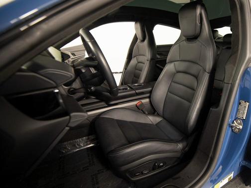 2021 Porsche Taycan Turbo S