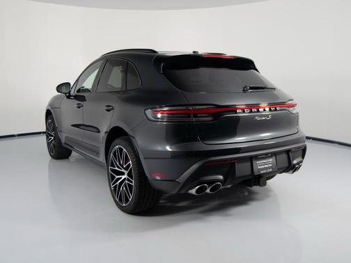 2026 Porsche Macan S