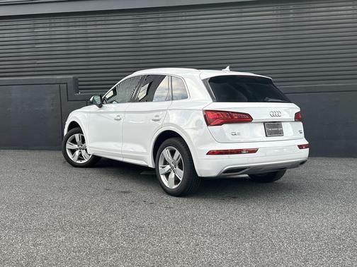 2018 Audi Q5 2.0T Tech Premium