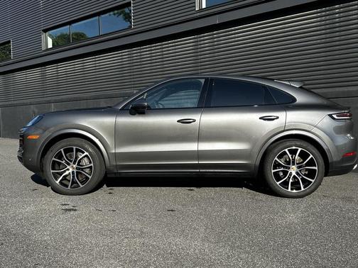 2024 Porsche Cayenne