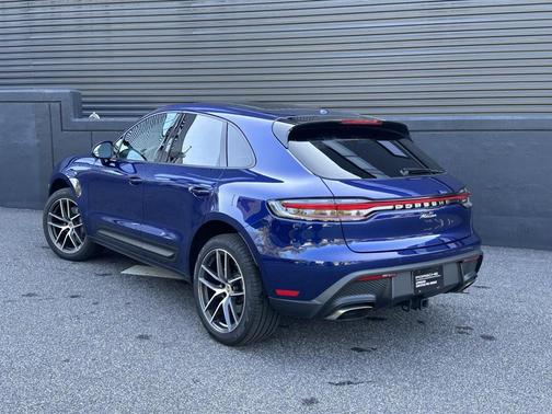 2025 Porsche Macan