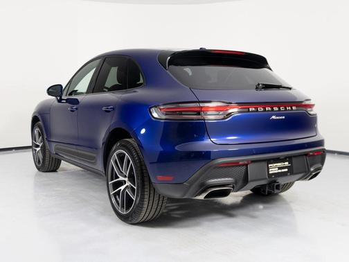 2025 Porsche Macan 