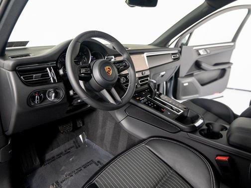 2026 Porsche Macan T