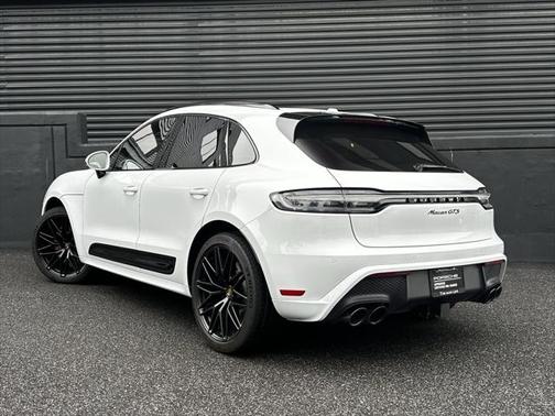 2025 Porsche Macan GTS