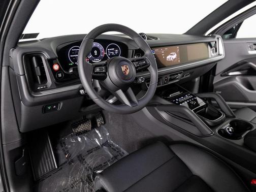 2025 Porsche Cayenne