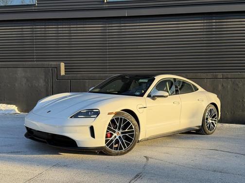 2025 Porsche Taycan 4S