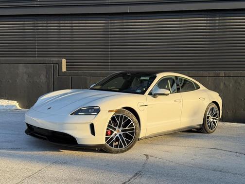2025 Porsche Taycan 4S