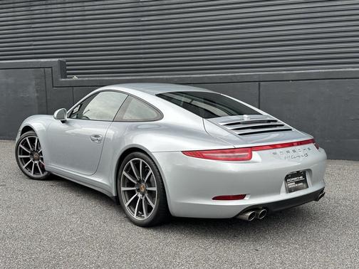 2014 Porsche 911 Carrera 4S