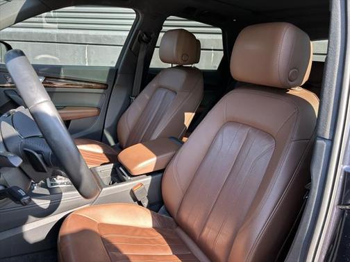 2020 Audi Q5 45 Premium Plus
