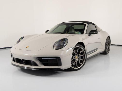 2022 Porsche 911 Targa 4S