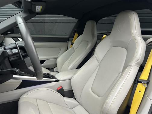 2022 Porsche 911 Targa 4S
