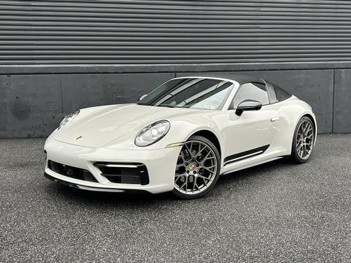2022 Porsche 911 Targa 4S