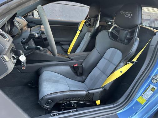 2023 Porsche 718 Cayman GT4 RS