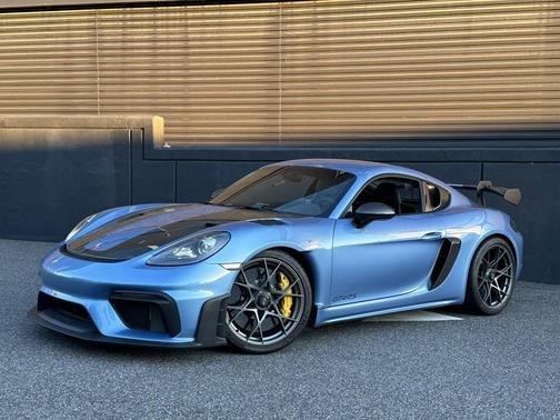 2023 Porsche 718 Cayman GT4 RS