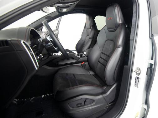 White 2023 Porsche Cayenne GTS