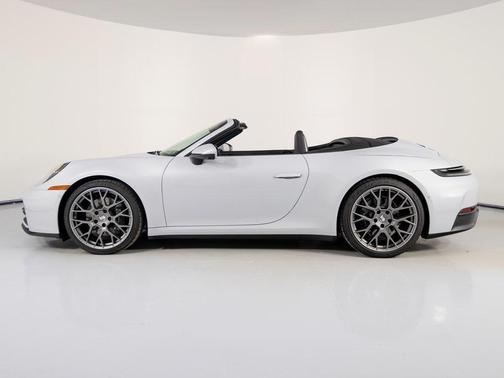 2025 Porsche 911 Carrera