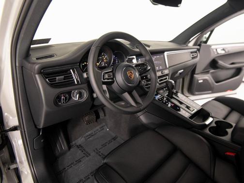 2026 Porsche Macan GTS