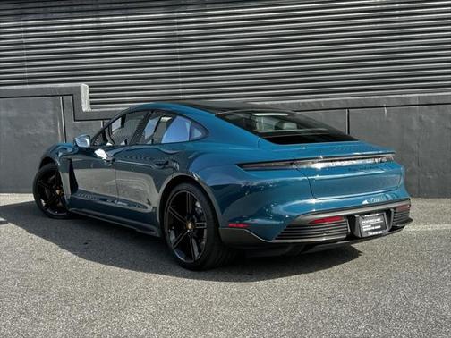 2024 Porsche Taycan Turbo S