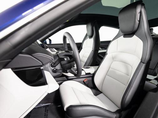 2025 Porsche Taycan 4