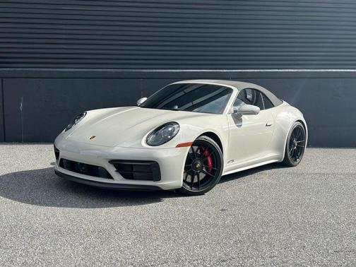 Chalk 2022 Porsche 911 Carrera GTS